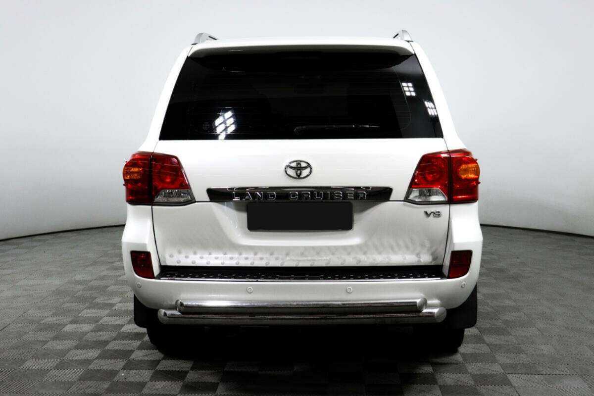 Купить Toyota Land Cruiser с пробегом. Фото: #5
