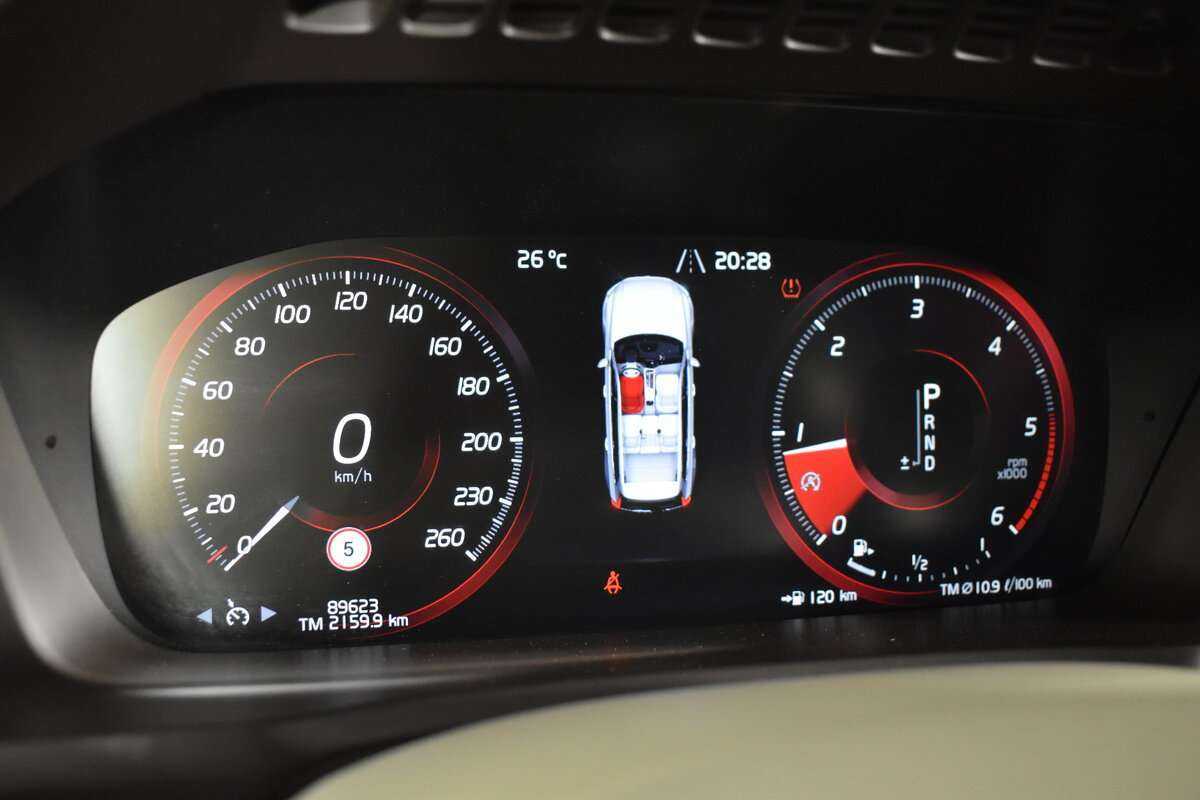 Купить Volvo XC90 с пробегом. Фото: #15
