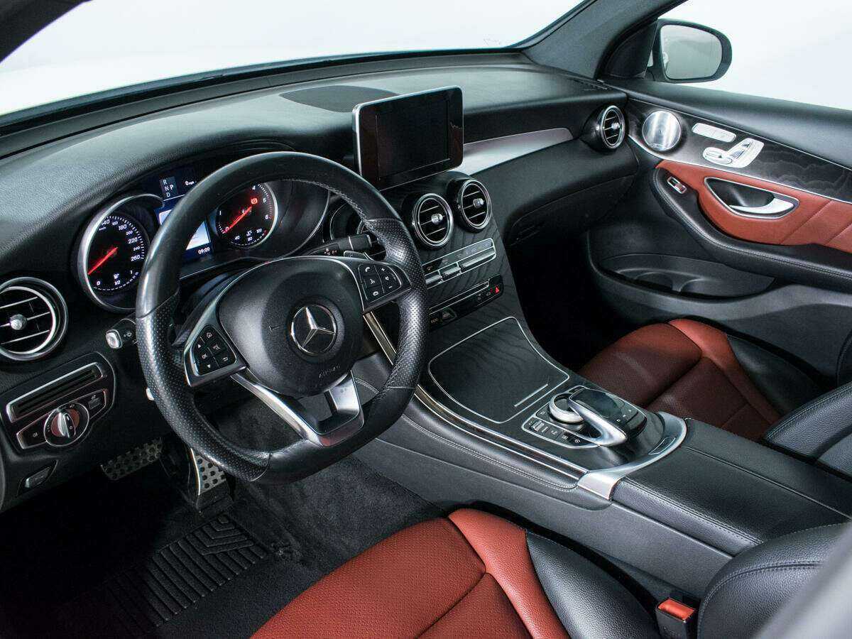 Купить Mercedes-Benz GLC Coupe с пробегом. Фото: #12