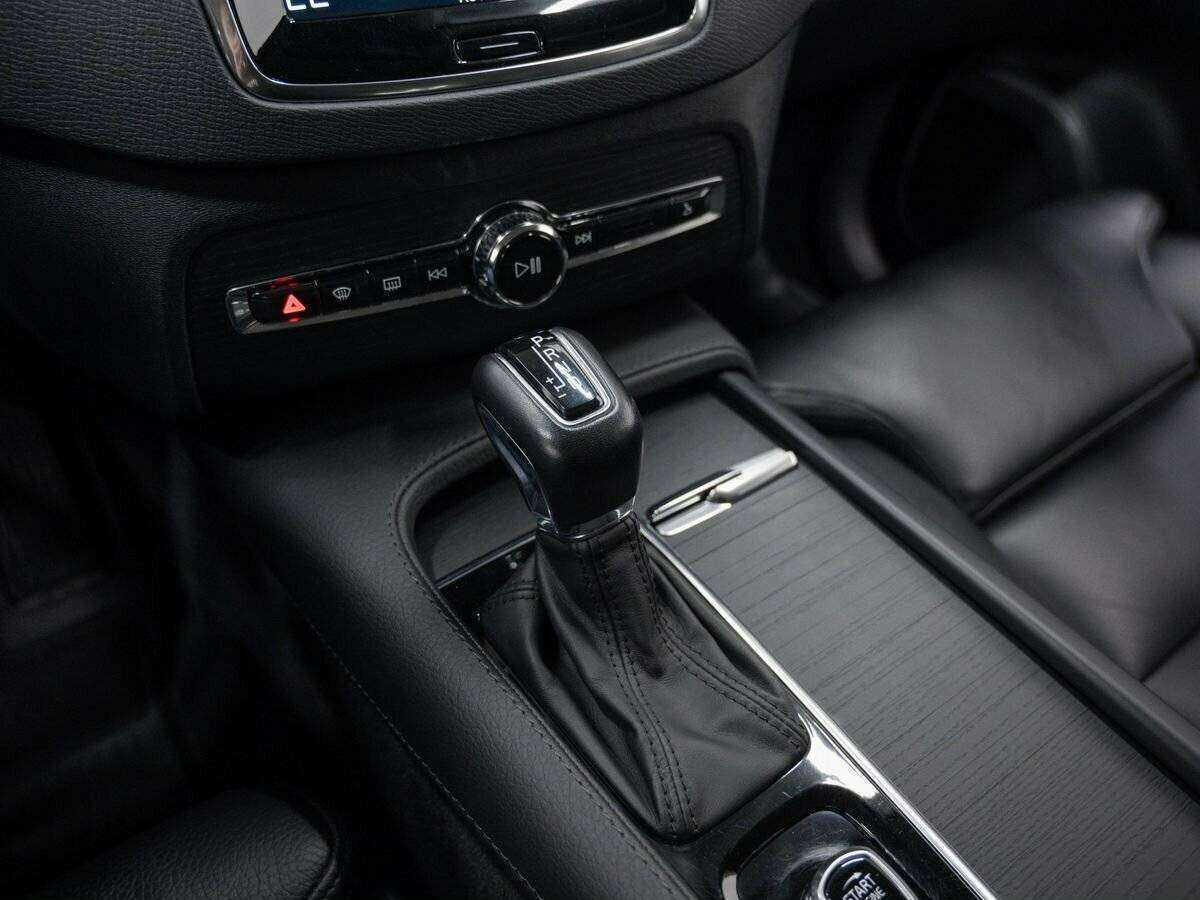 Купить Volvo XC90 с пробегом. Фото: #20