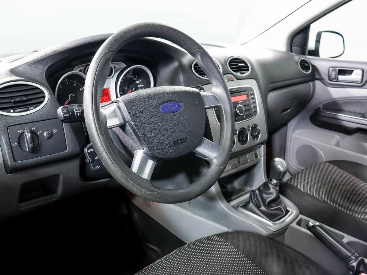 Купить Ford Focus с пробегом. Фото: #13