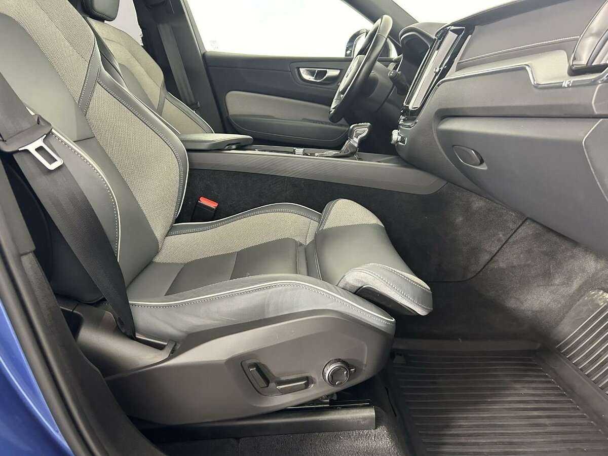 Купить Volvo XC60 с пробегом. Фото: #13