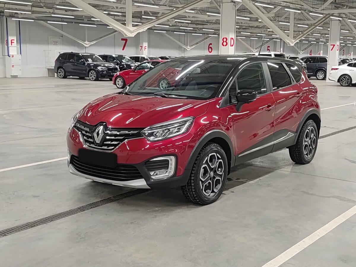 Купить Renault Kaptur с пробегом. Посмотреть фото