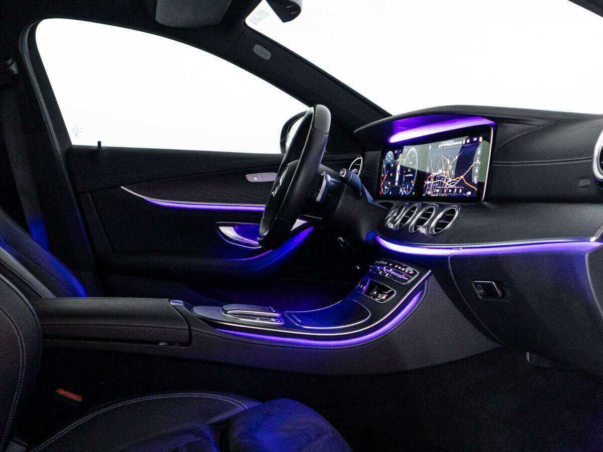 Купить Mercedes-Benz E-Класс с пробегом. Фото: #18