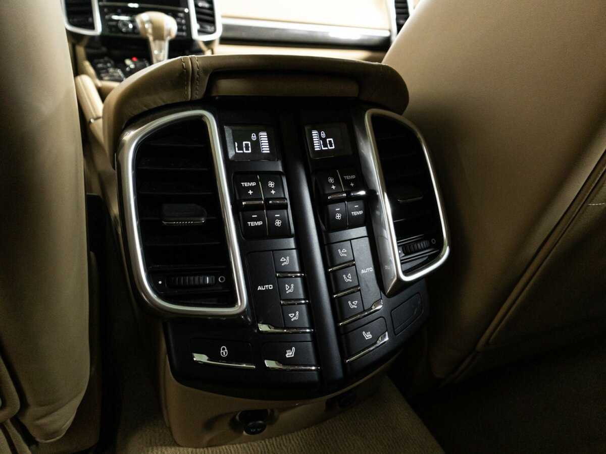 Купить Porsche Cayenne с пробегом. Фото: #25