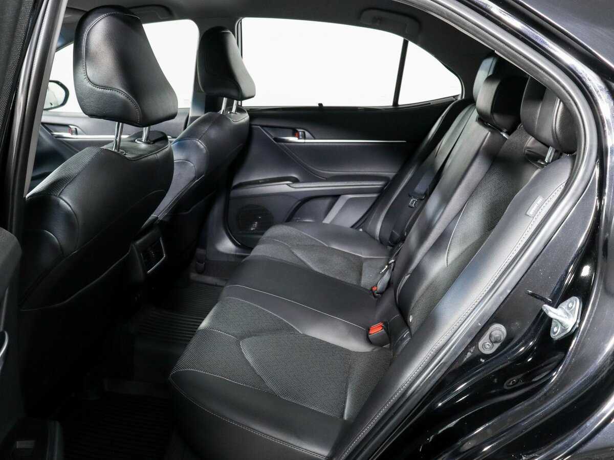 Купить Toyota Camry с пробегом. Фото: #6