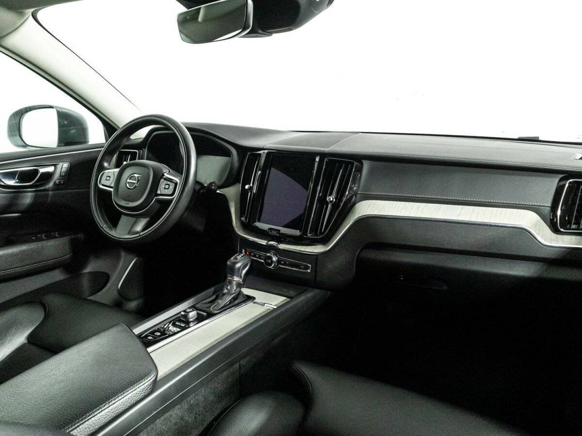 Купить Volvo XC60 с пробегом. Фото: #8