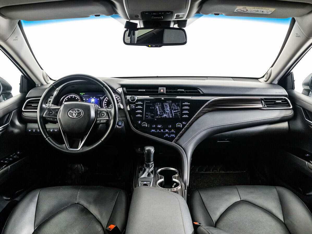 Купить Toyota Camry с пробегом. Фото: #11