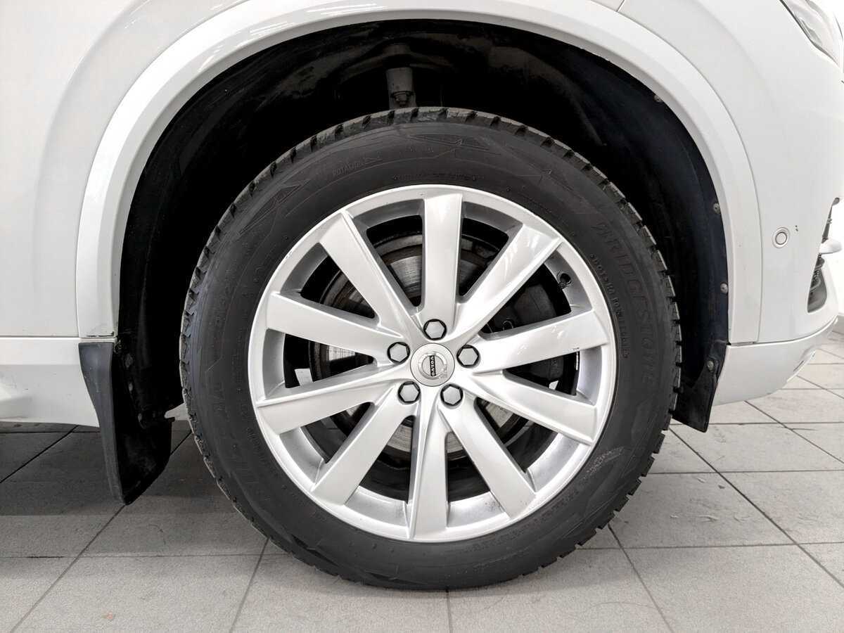 Купить Volvo XC90 с пробегом. Фото: #18
