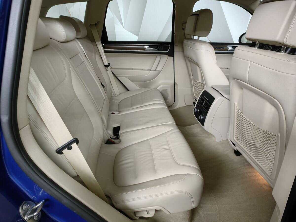Купить Volkswagen Touareg с пробегом. Фото: #9