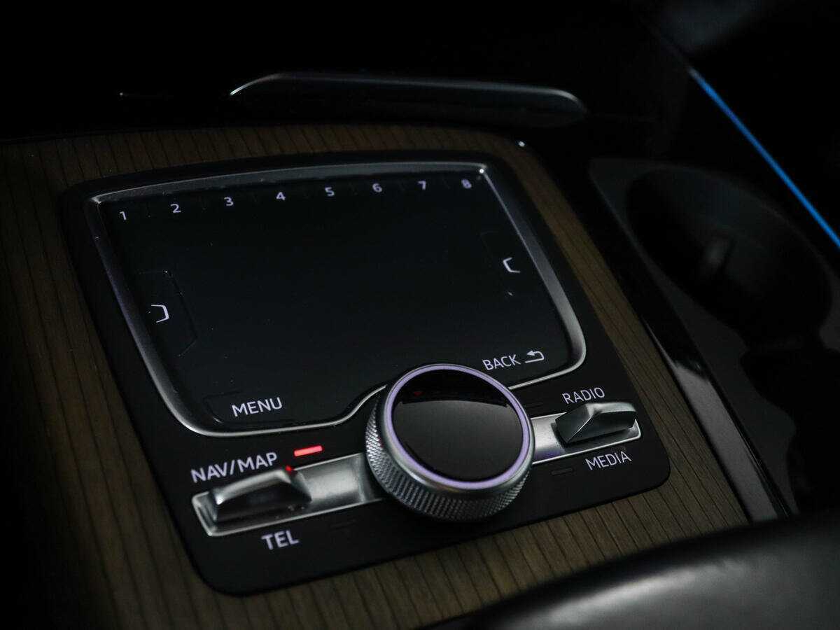 Купить Audi Q7 с пробегом. Фото: #19