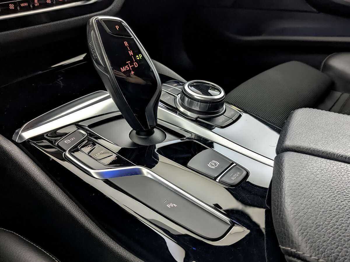 Купить BMW 5 серии с пробегом. Фото: #21