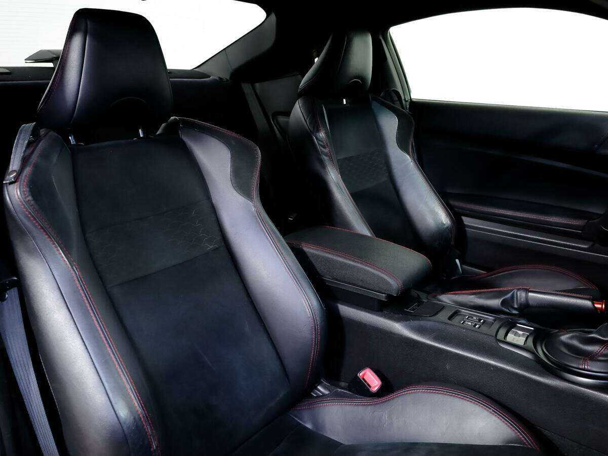 Купить Toyota GT86 с пробегом. Фото: #7