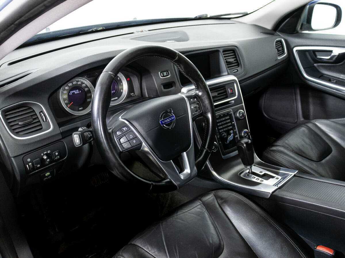 Купить Volvo S60 с пробегом. Фото: #10