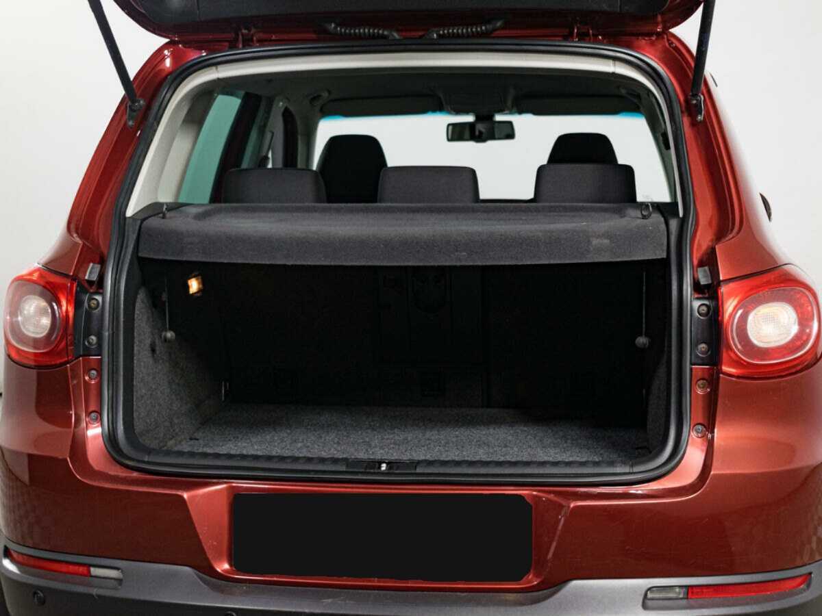 Купить Volkswagen Tiguan с пробегом. Фото: #6