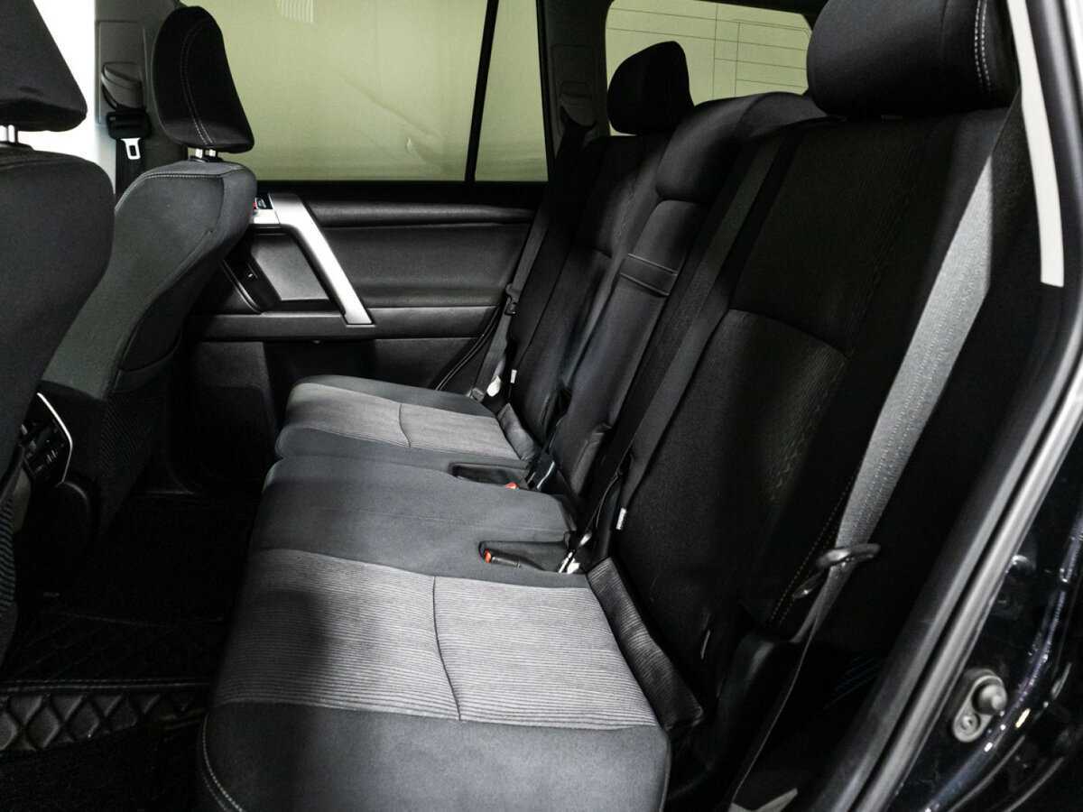 Купить Toyota Land Cruiser Prado с пробегом. Фото: #7
