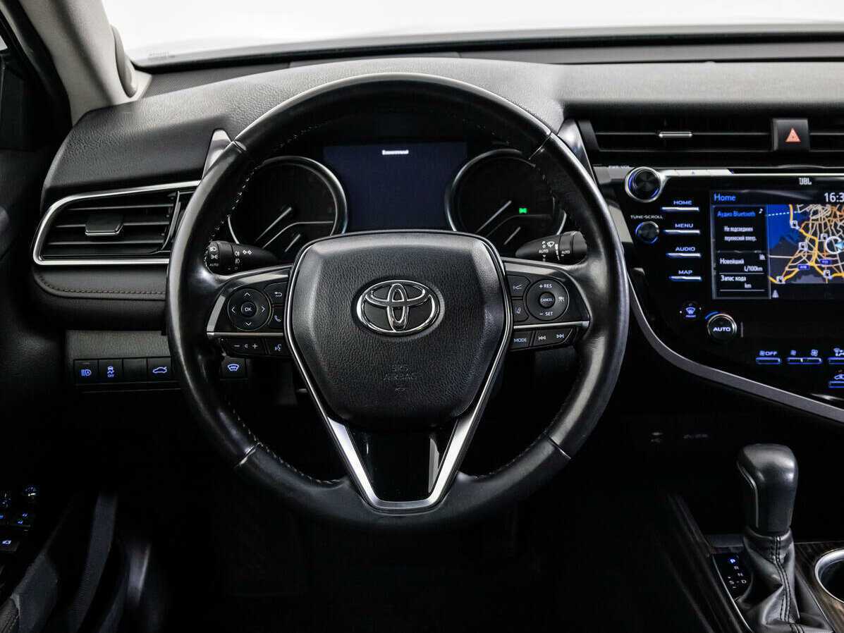Купить Toyota Camry с пробегом. Фото: #8