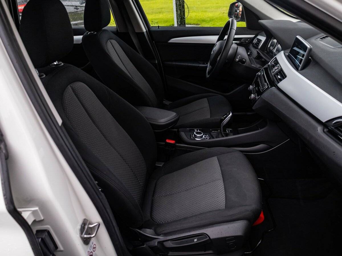 Купить BMW X1 с пробегом. Фото: #9