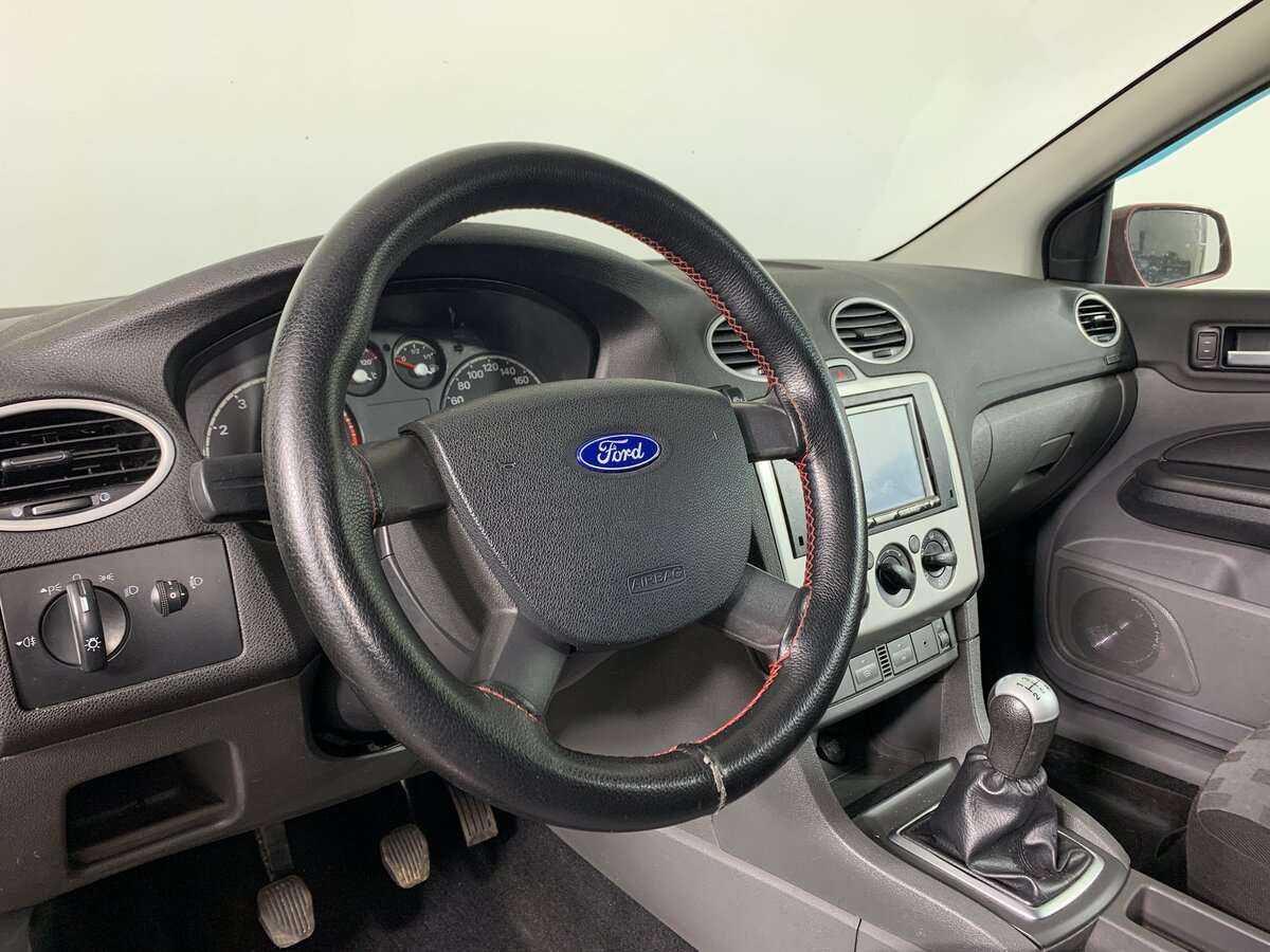 Купить Ford Focus с пробегом. Фото: #8