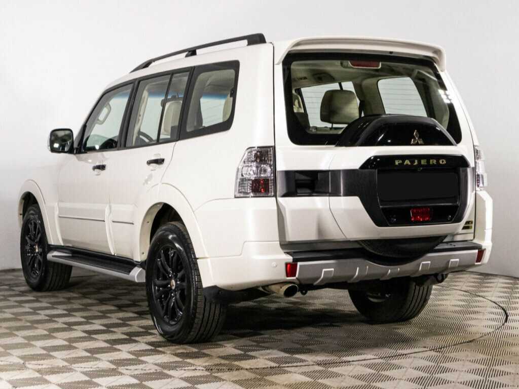 Купить Mitsubishi Pajero с пробегом. Фото: #6