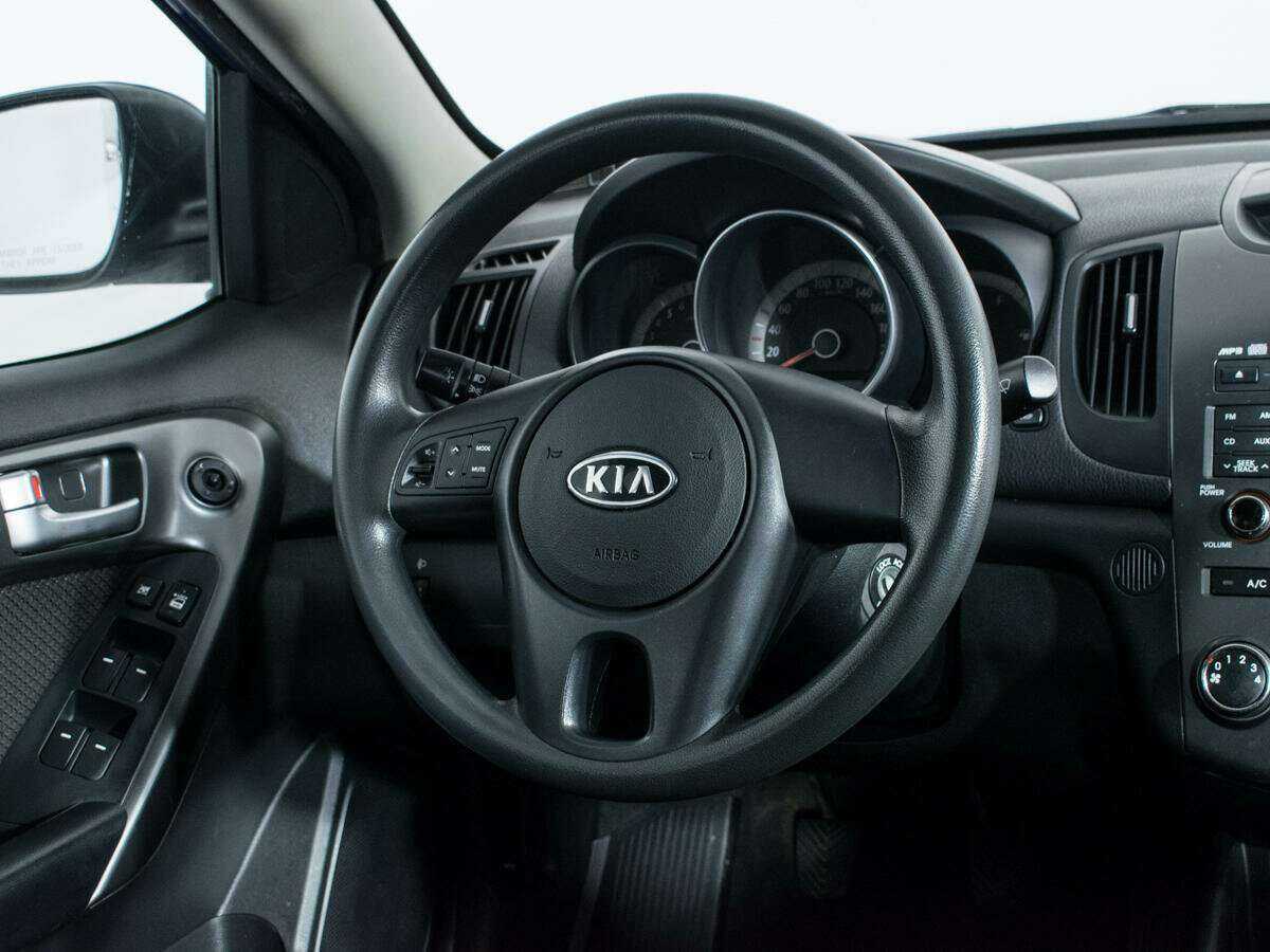 Купить Kia Cerato с пробегом. Фото: #11