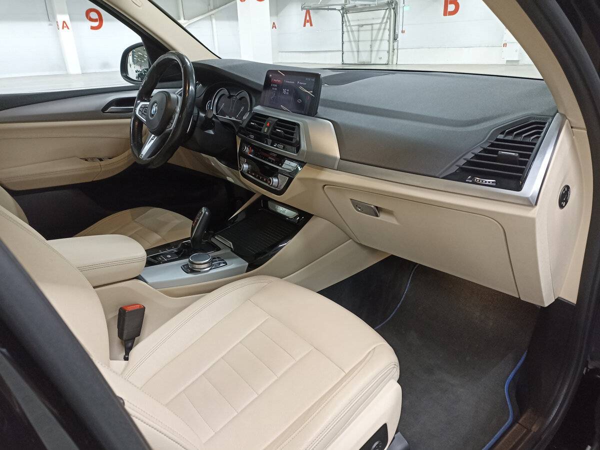 Купить BMW X3 с пробегом. Фото: #10