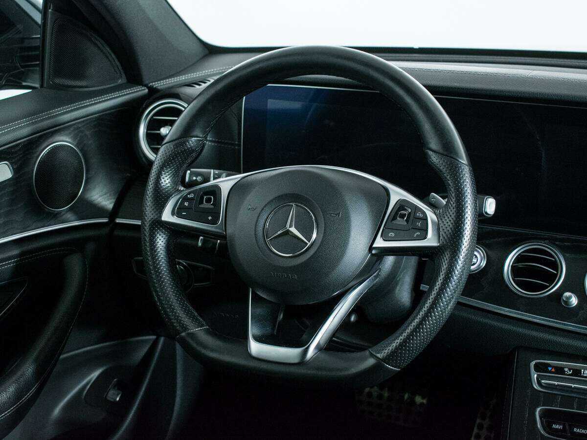 Купить Mercedes-Benz E-Класс с пробегом. Фото: #13