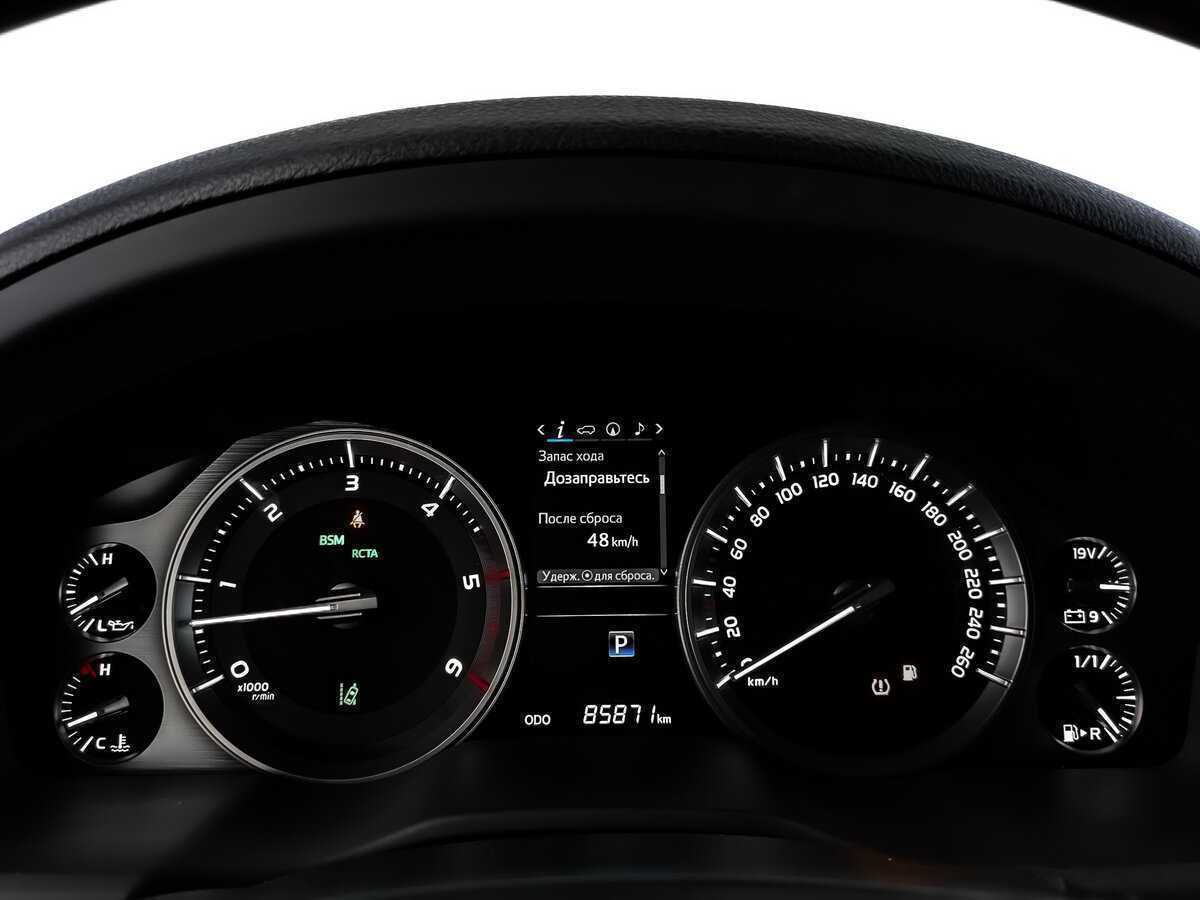 Купить Toyota Land Cruiser с пробегом. Фото: #15