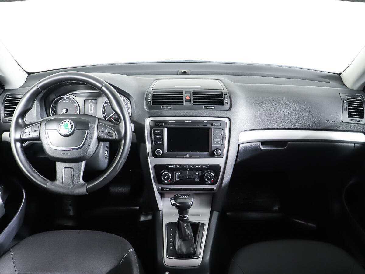 Купить Skoda Octavia с пробегом. Фото: #12
