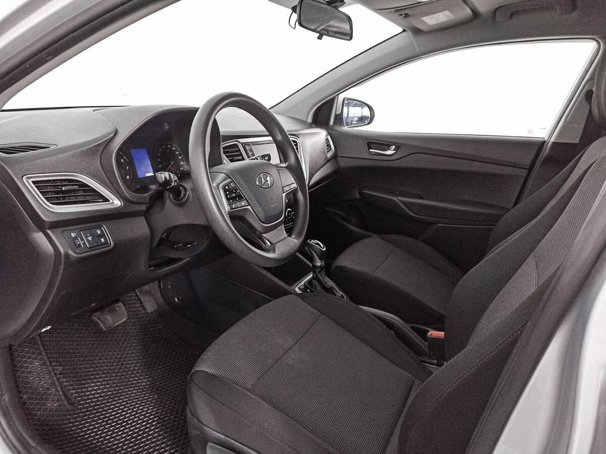 Купить Hyundai Solaris с пробегом. Фото: #13