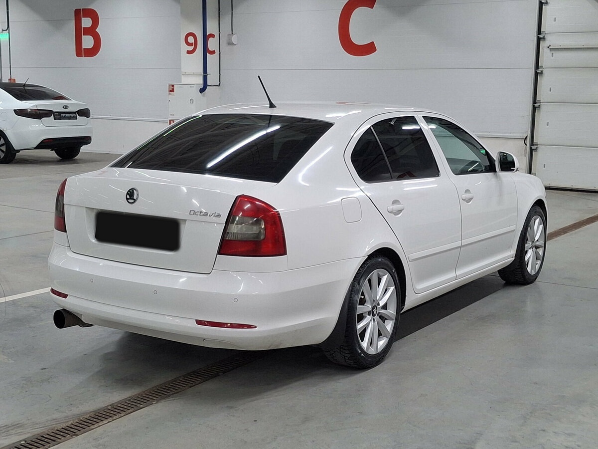 Купить Skoda Octavia с пробегом. Фото: #4