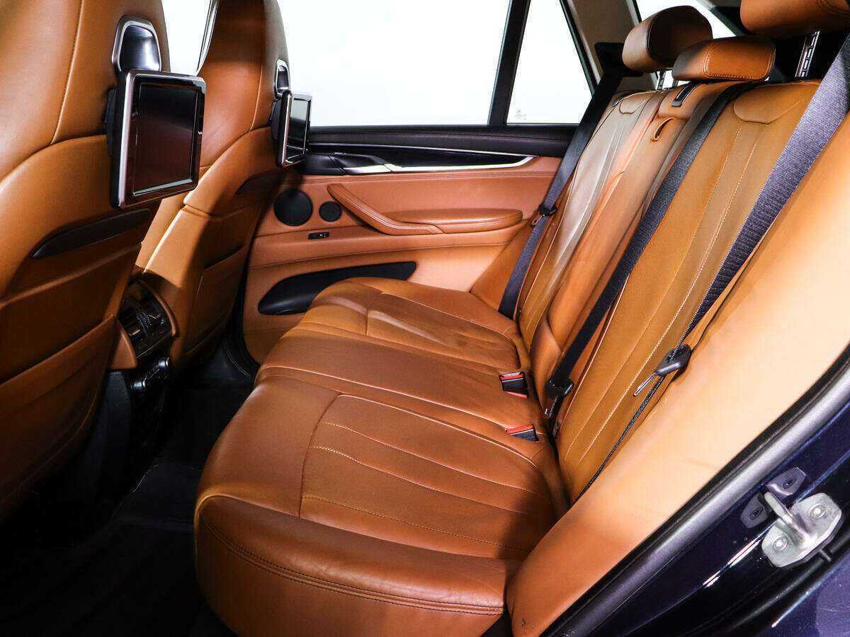 Купить BMW X5 M с пробегом. Фото: #7