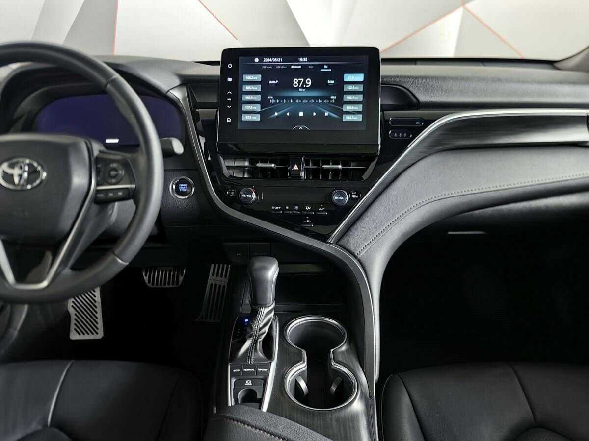 Купить Toyota Camry с пробегом. Фото: #10