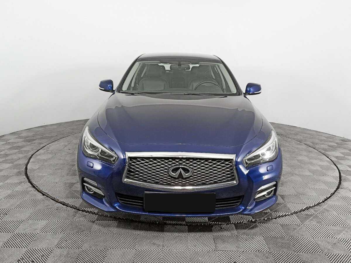 Купить Infiniti Q50 с пробегом. Фото: #1