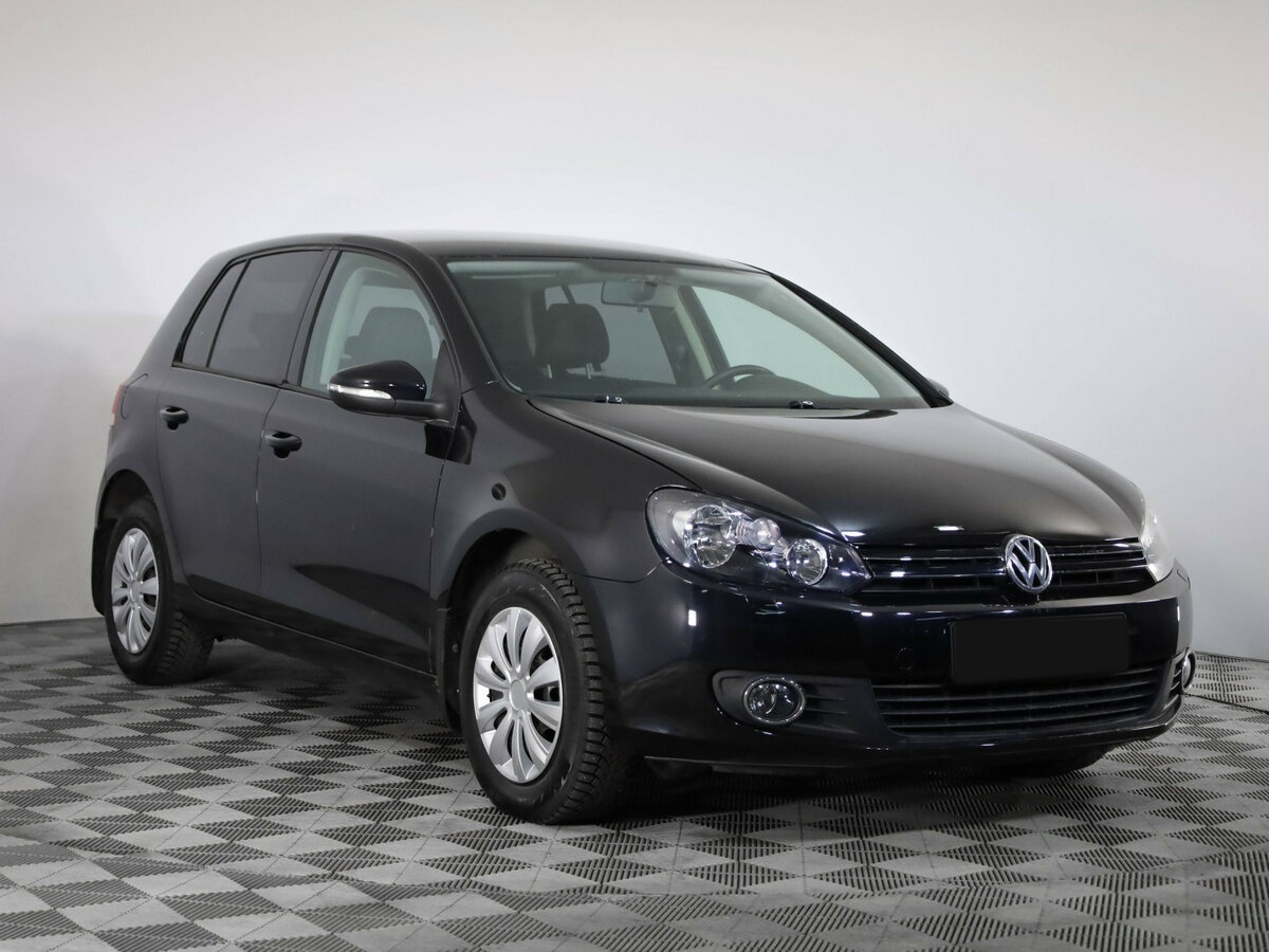 Купить Volkswagen Golf с пробегом. Фото: #2