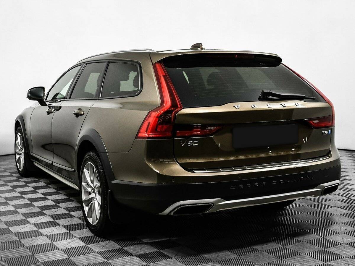 Купить Volvo V90 Cross Country с пробегом. Фото: #6