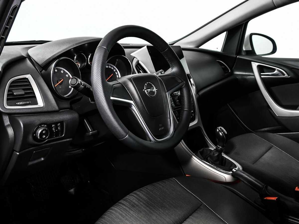 Купить Opel Astra с пробегом. Фото: #11