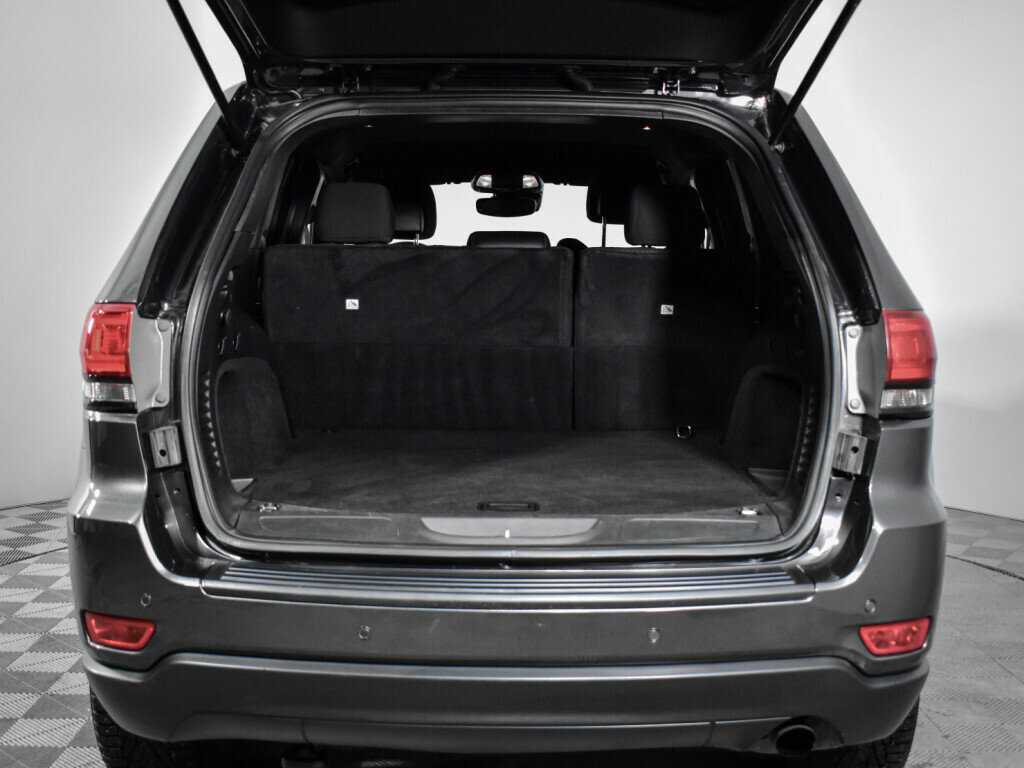 Купить Jeep Grand Cherokee с пробегом. Фото: #17