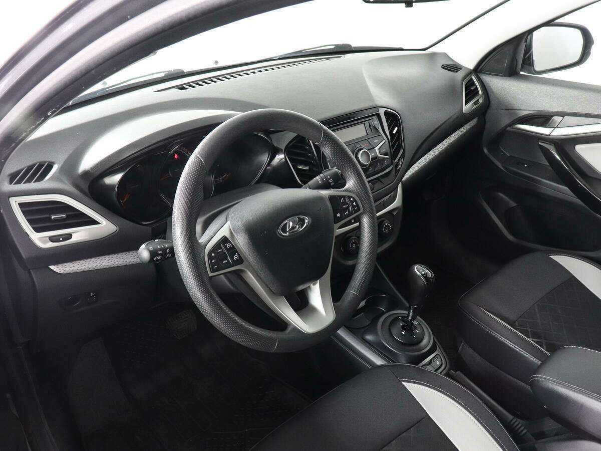Купить Lada (ВАЗ) Vesta с пробегом. Фото: #8