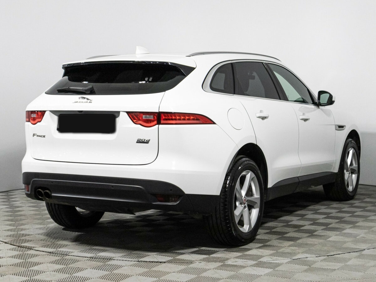 Купить Jaguar F-Pace с пробегом. Фото: #4
