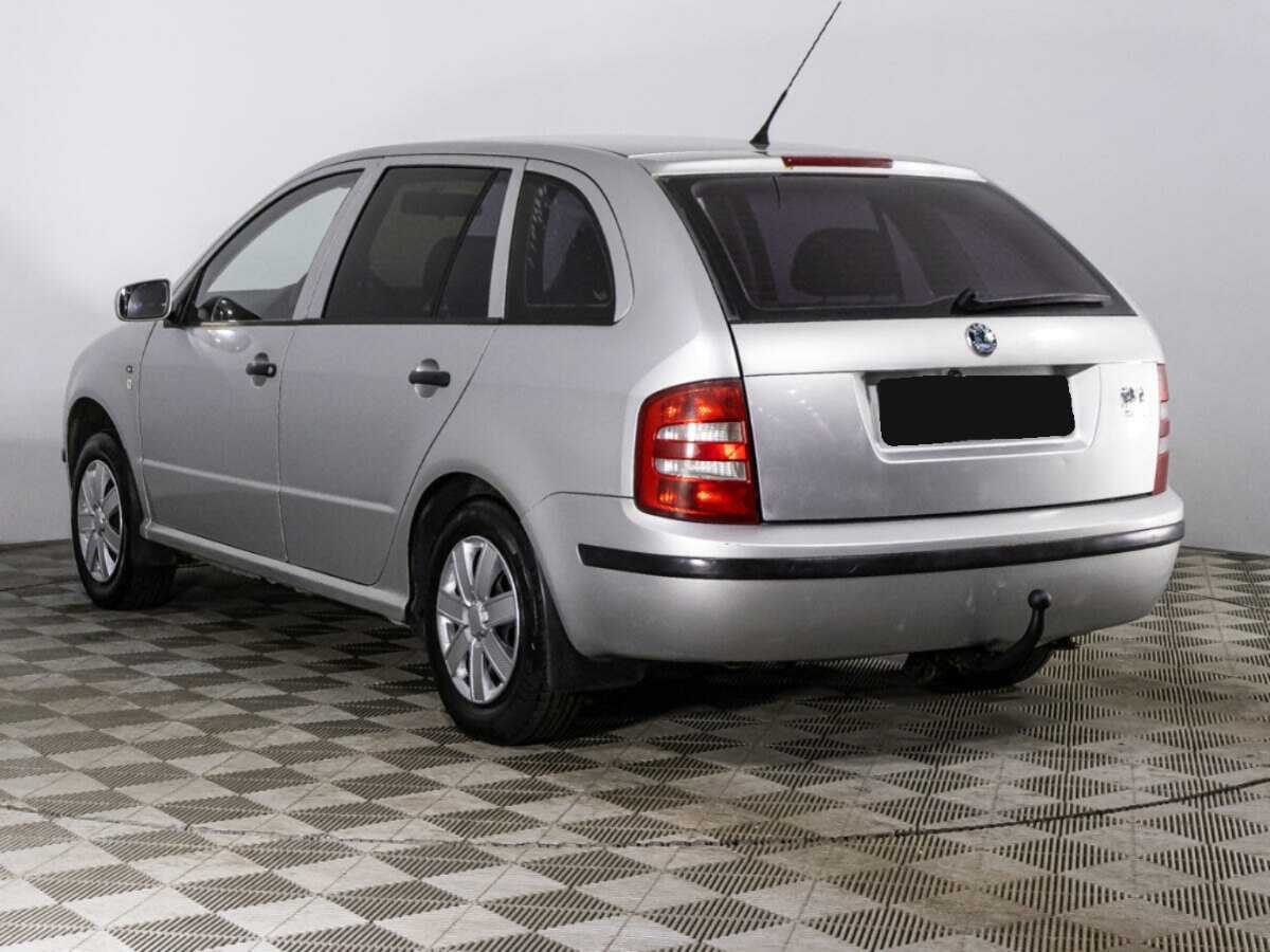 Купить Skoda Fabia с пробегом. Фото: #6
