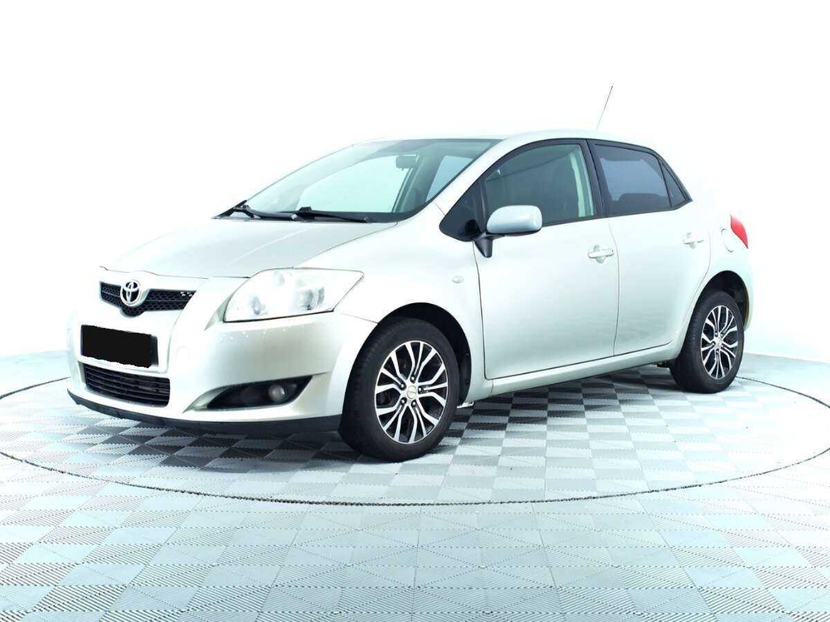 Купить Toyota Auris с пробегом. Фото: #0