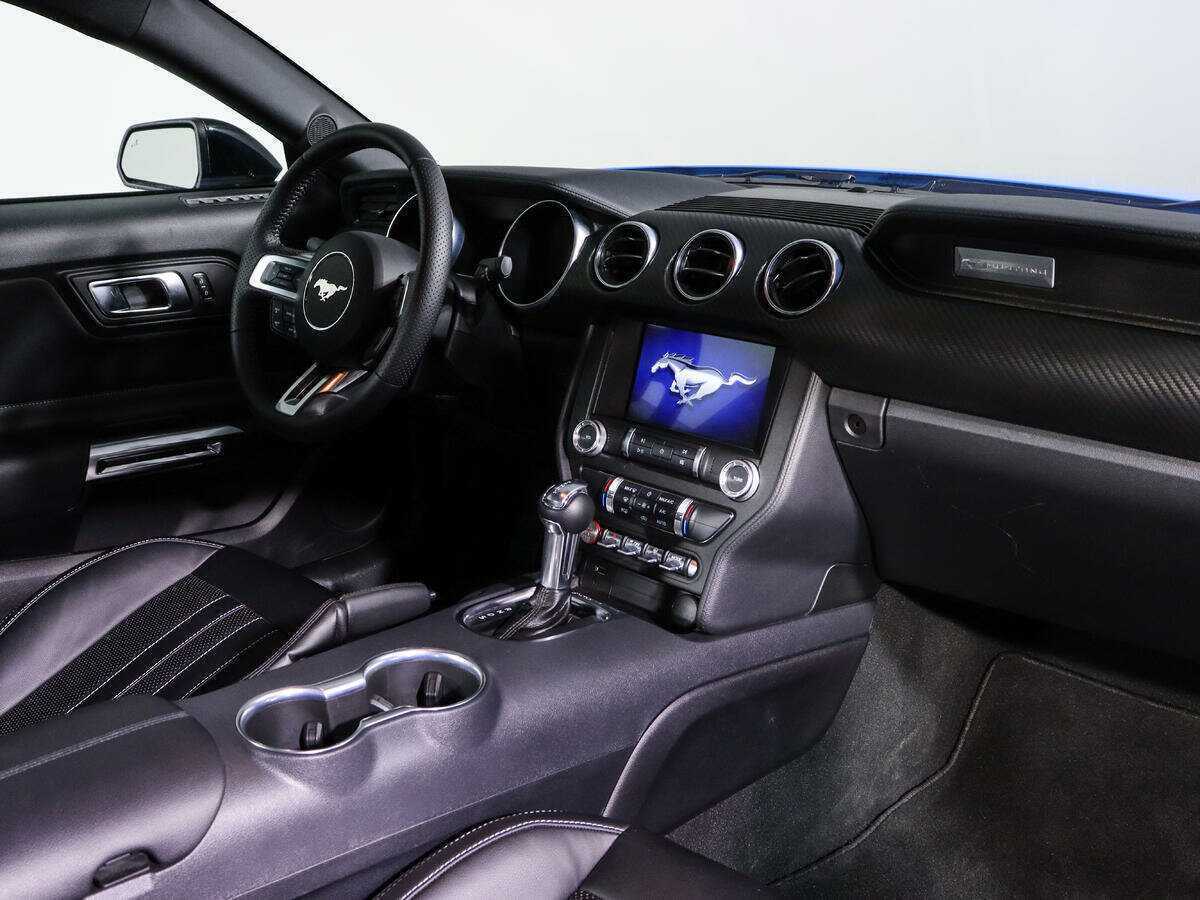 Купить Ford Mustang с пробегом. Фото: #6