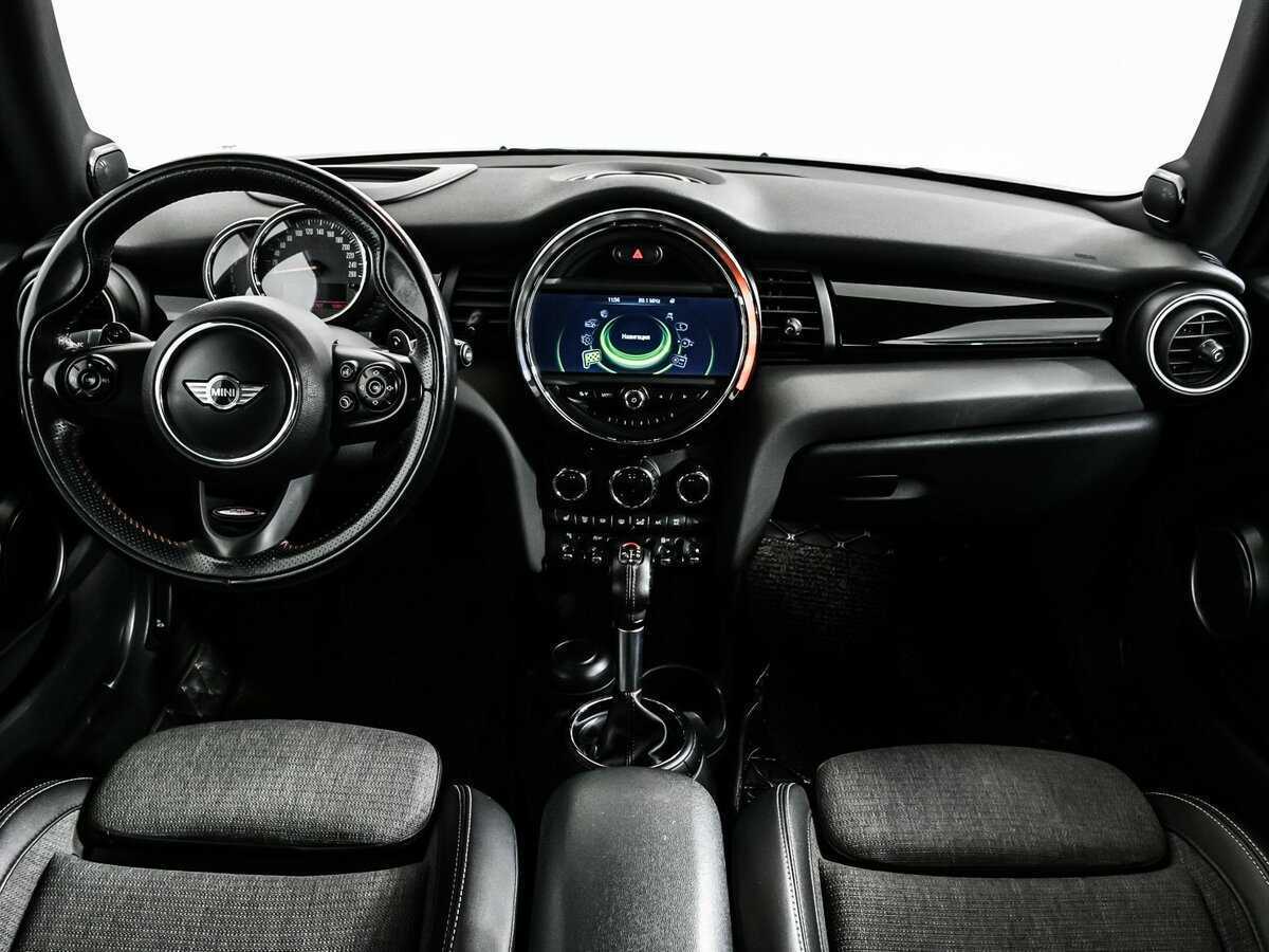Купить Mini Hatch с пробегом. Фото: #10