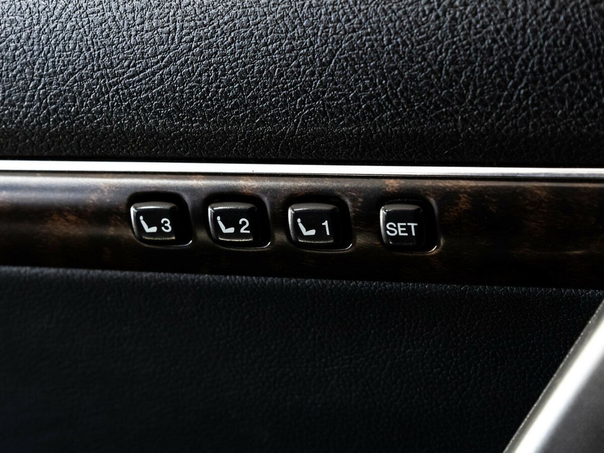 Купить Toyota Land Cruiser с пробегом. Фото: #13
