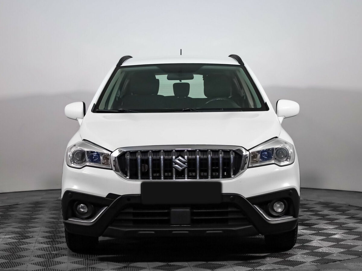 Купить Suzuki SX4 с пробегом. Фото: #1