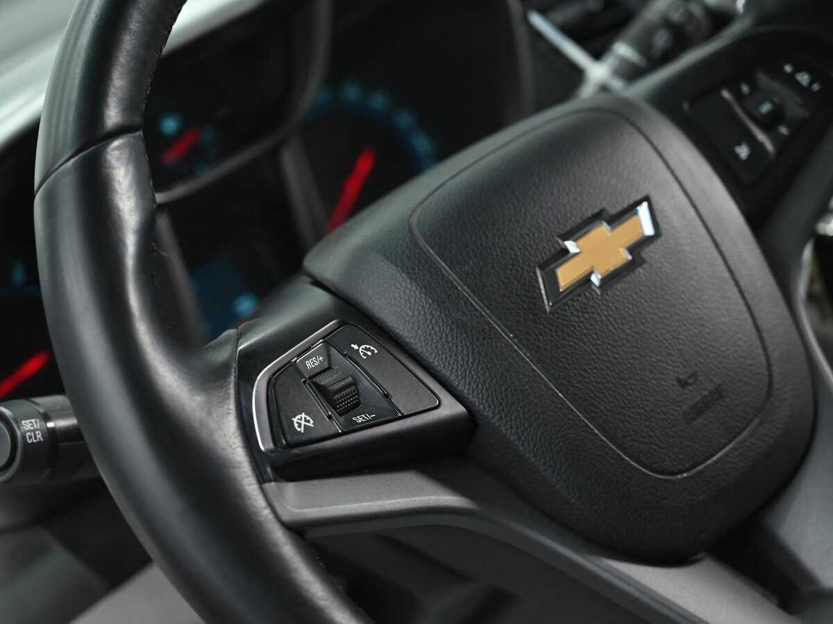 Купить Chevrolet Orlando с пробегом. Фото: #7