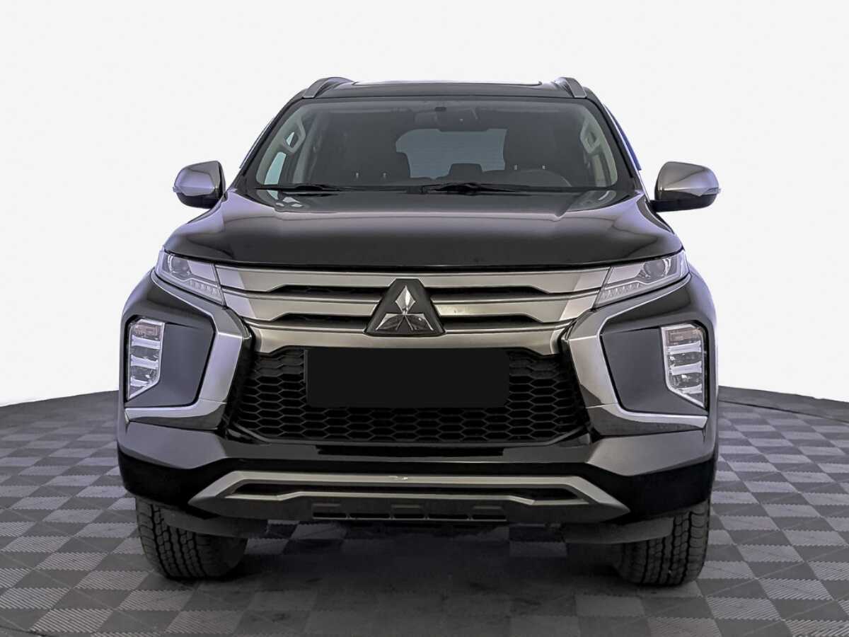 Купить Mitsubishi Montero Sport с пробегом. Фото: #1