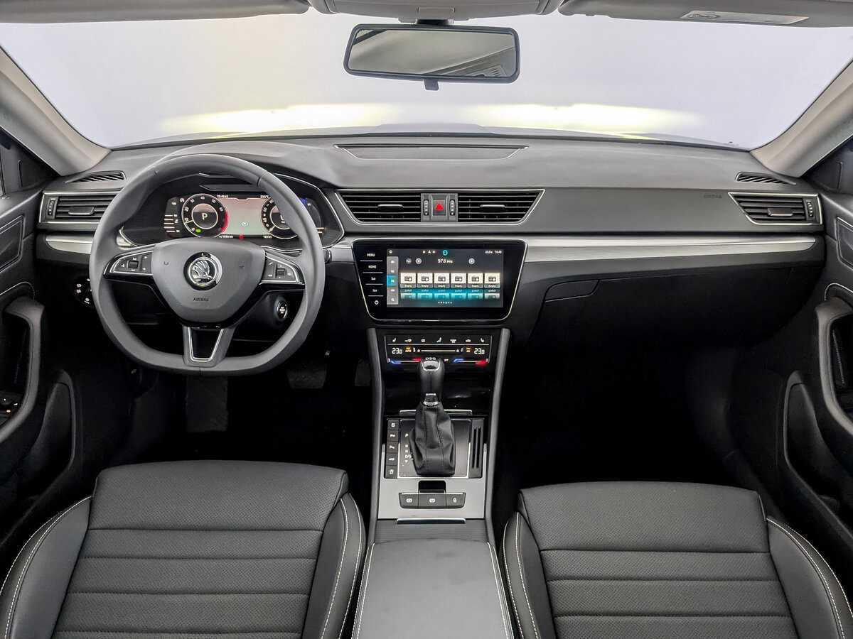 Купить Skoda Superb с пробегом. Фото: #12