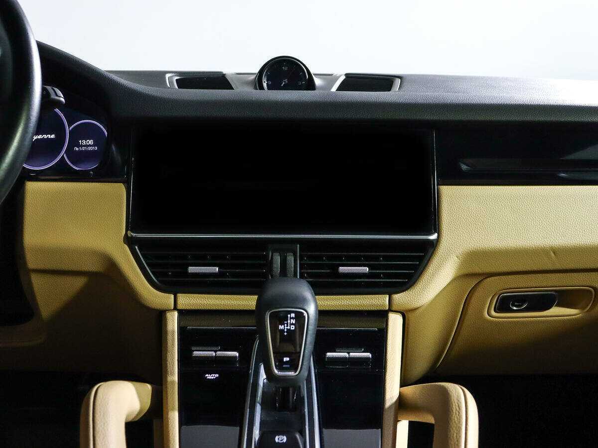 Купить Porsche Cayenne с пробегом. Фото: #11